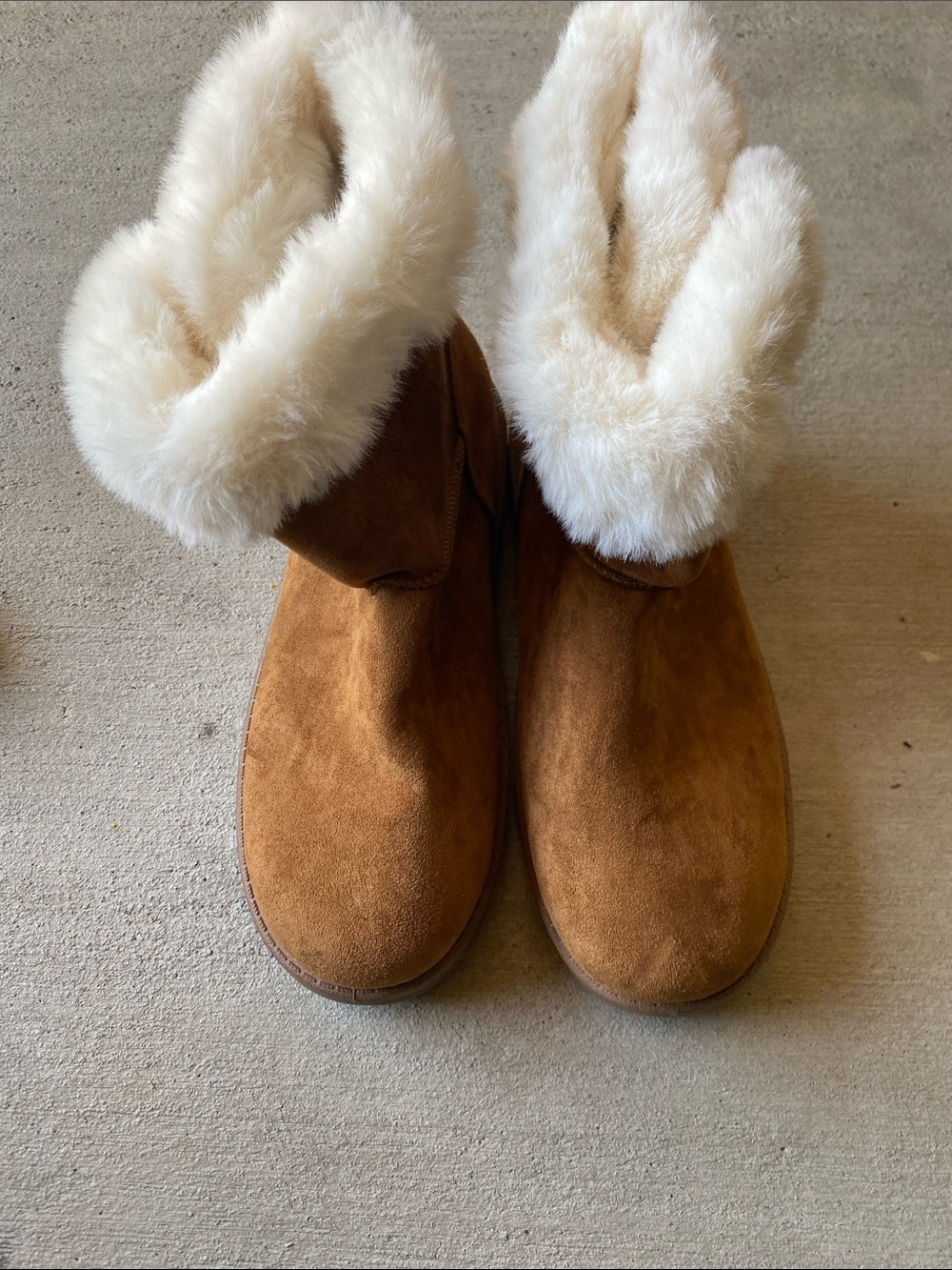 SO Women’s Brown Suede Winter Slippers with Cream Faux Fur Trim